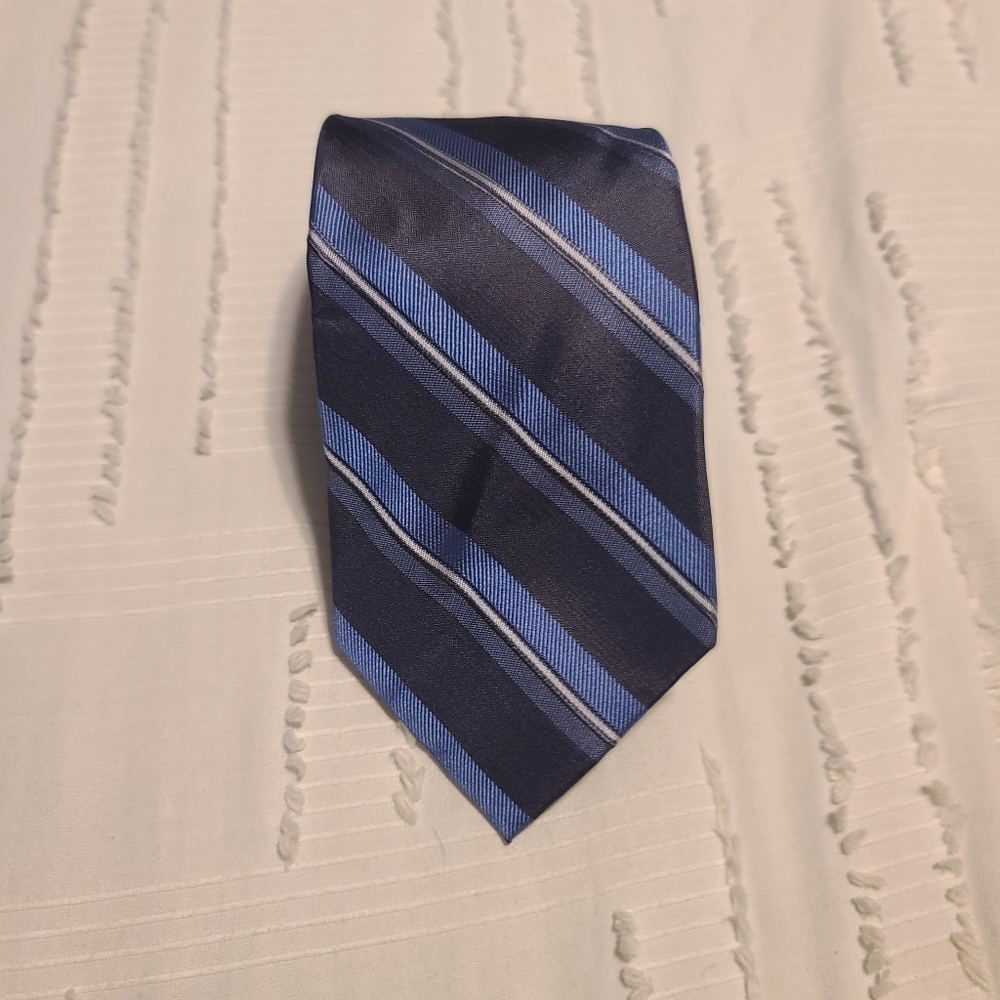 Calvin Klein Silk Blue Two Tone Diagonal Stripe